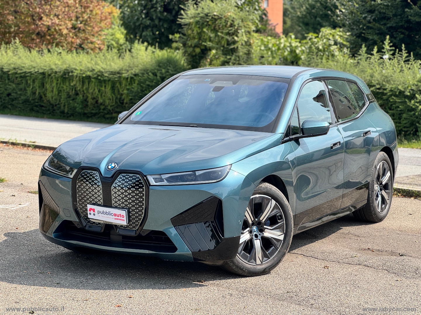 BMW iX xDrive40 Pacchetto Sportivo 