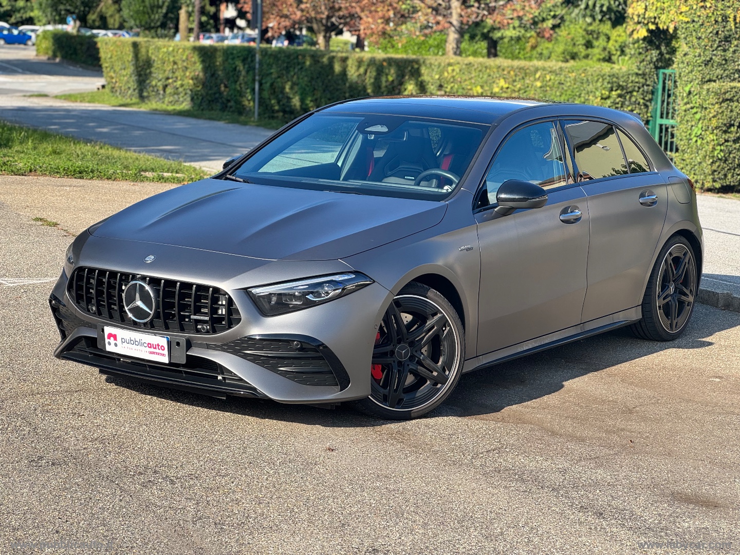 MERCEDES-BENZ A 35 AMG 4Matic 