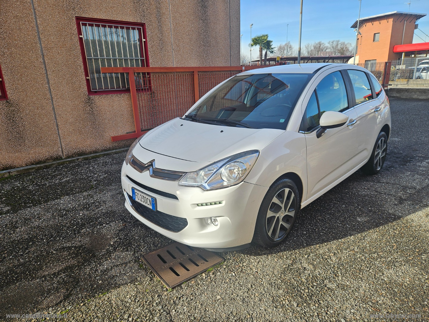 C3 PureTech 82 Selection                                                        