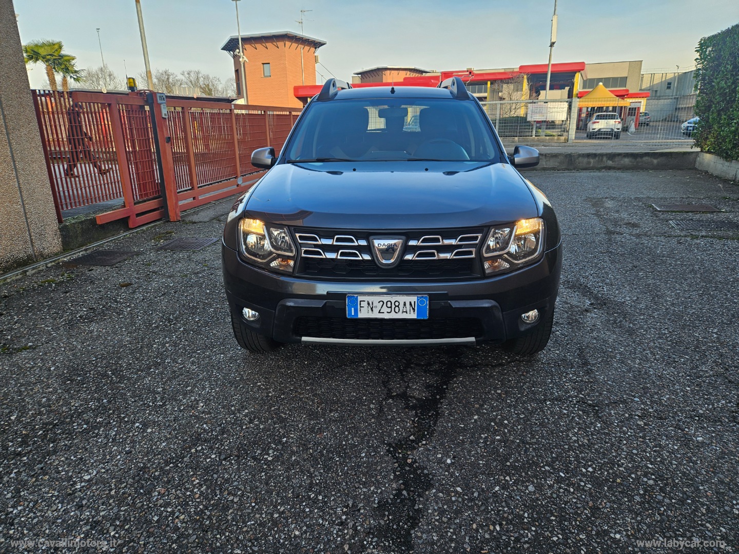 DACIA Duster