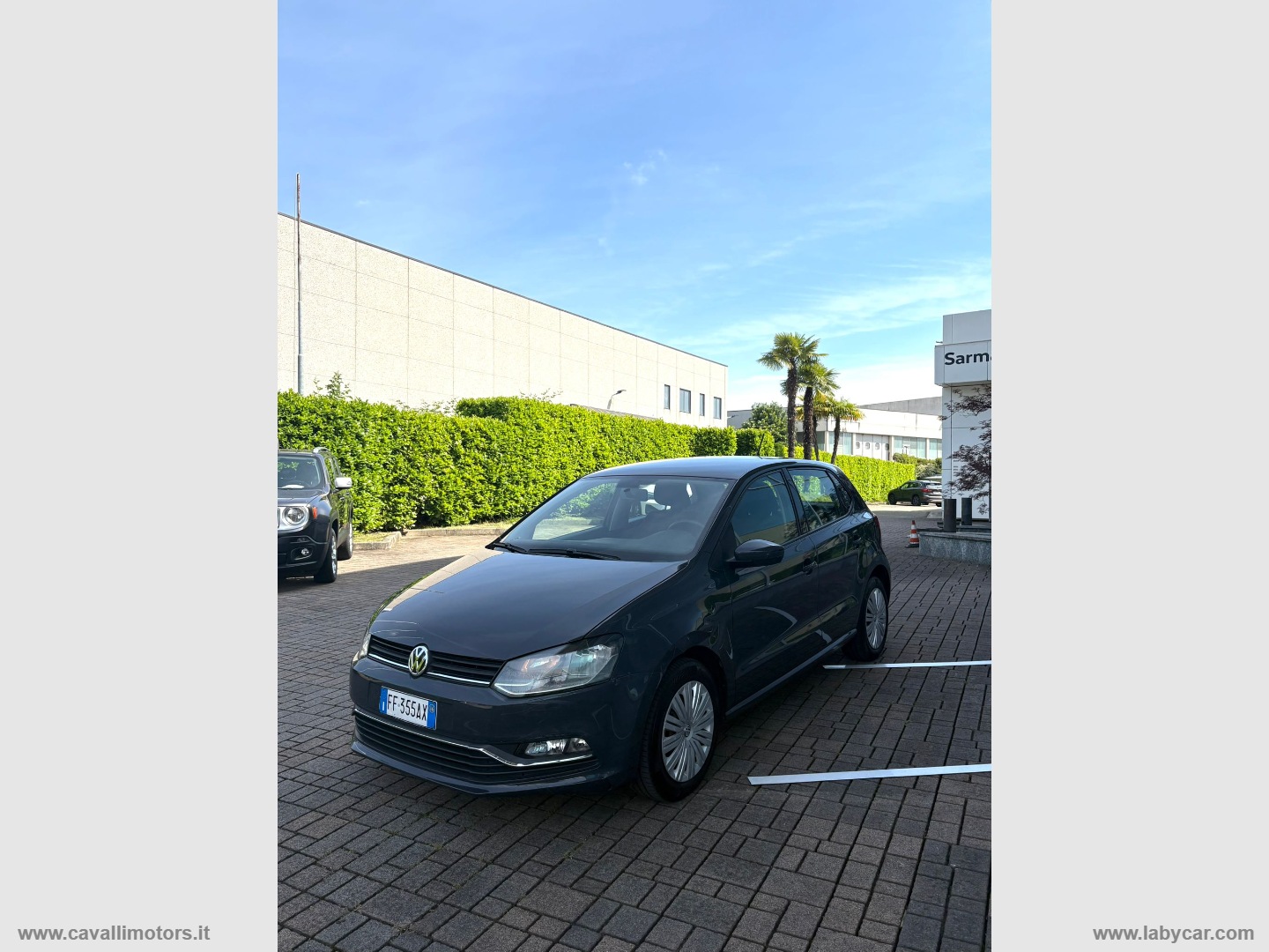 VOLKSWAGEN Polo