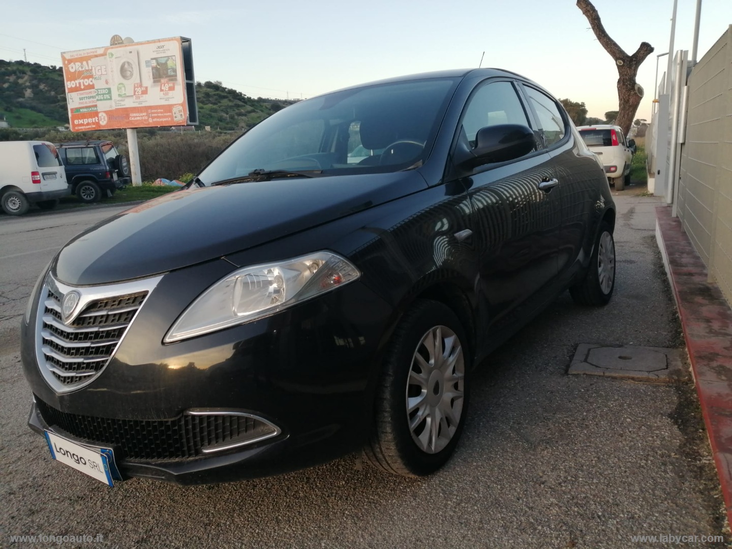 LANCIA Ypsilon