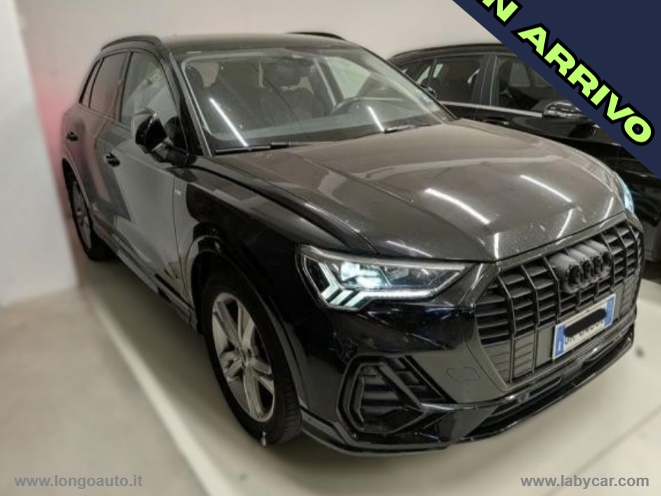 AUDI Q3 35 TDI S tronic S line edition                                                        