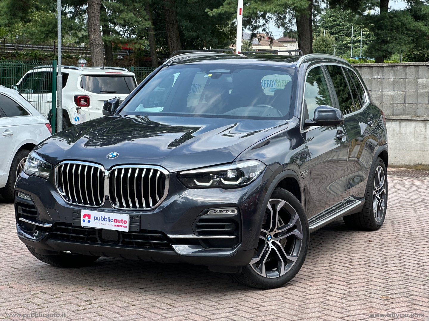 BMW X5 xDrive45e xLine 