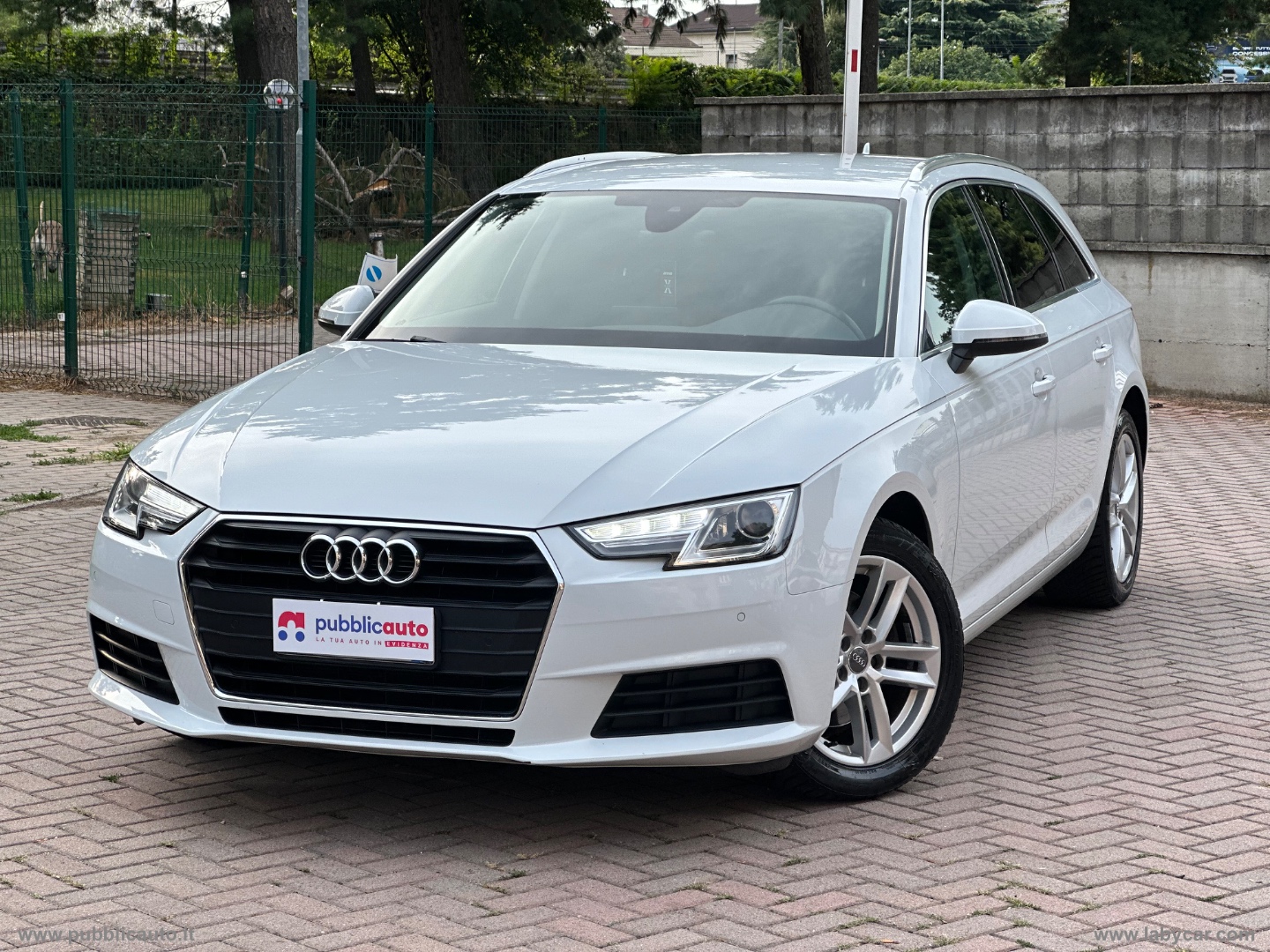 AUDI A4 Avant 2.0 TDI 150CV S tr. Business 