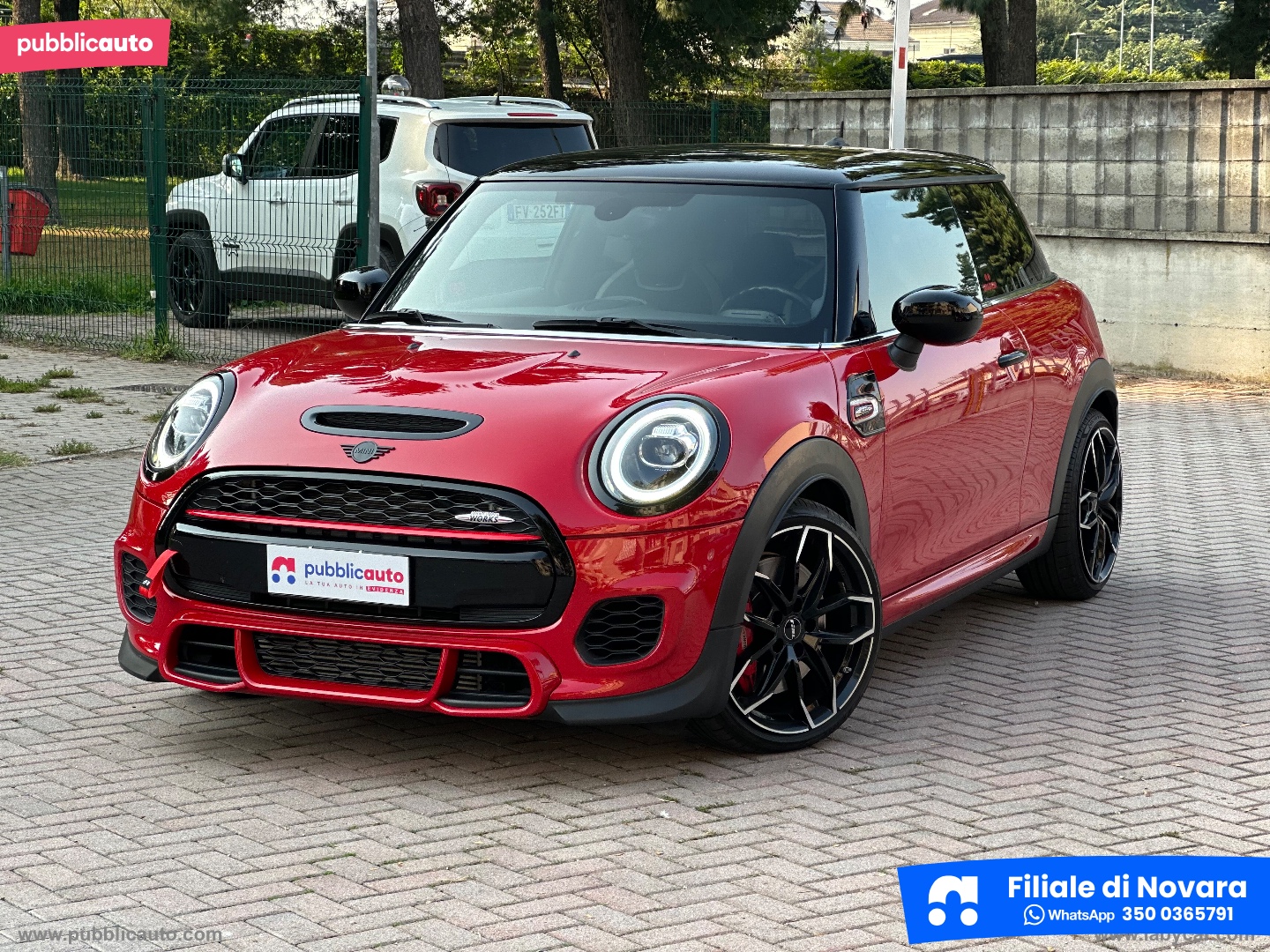 Mini John Cooper Works                                                        
