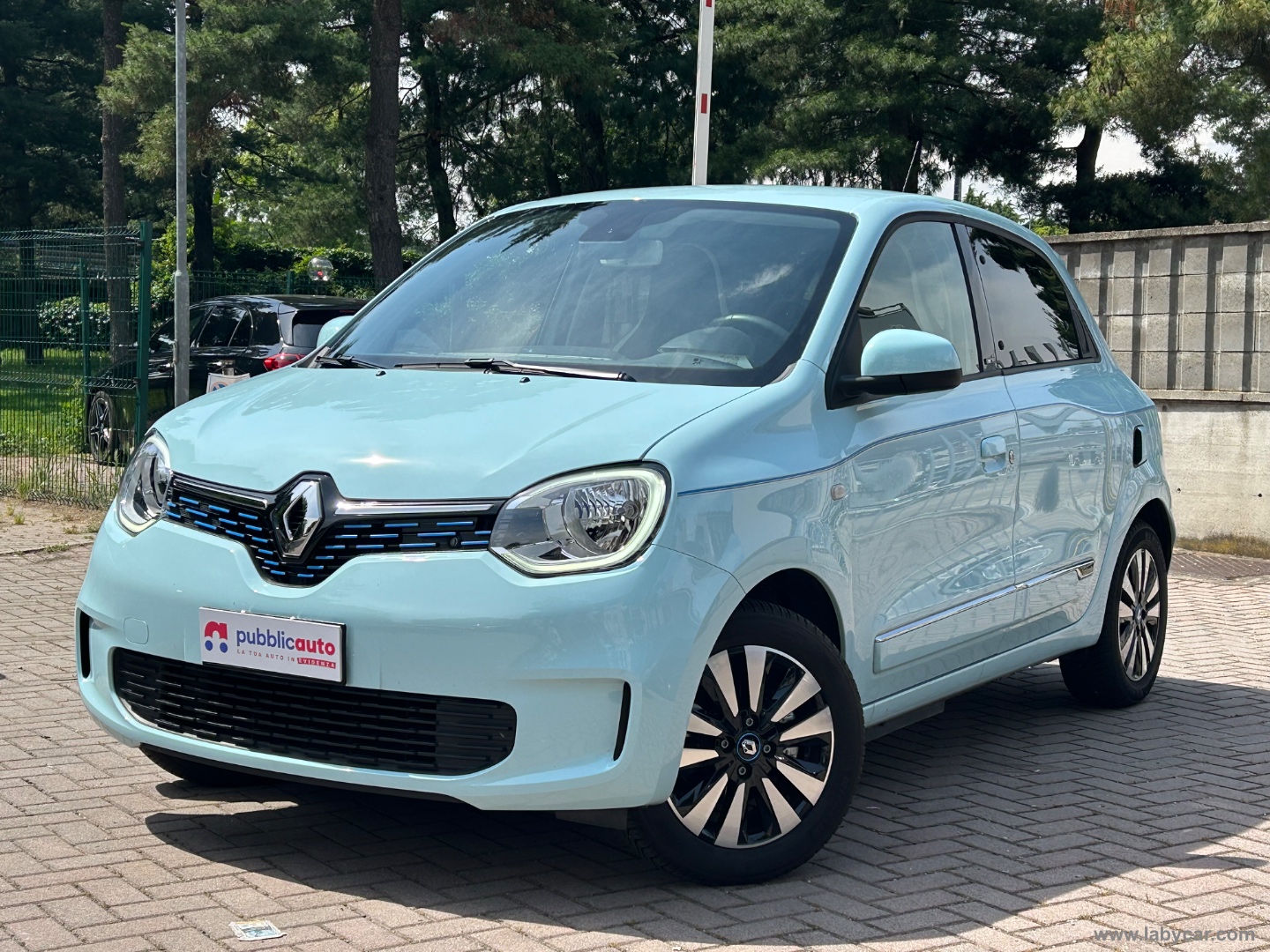 RENAULT Twingo Electric Vibes 