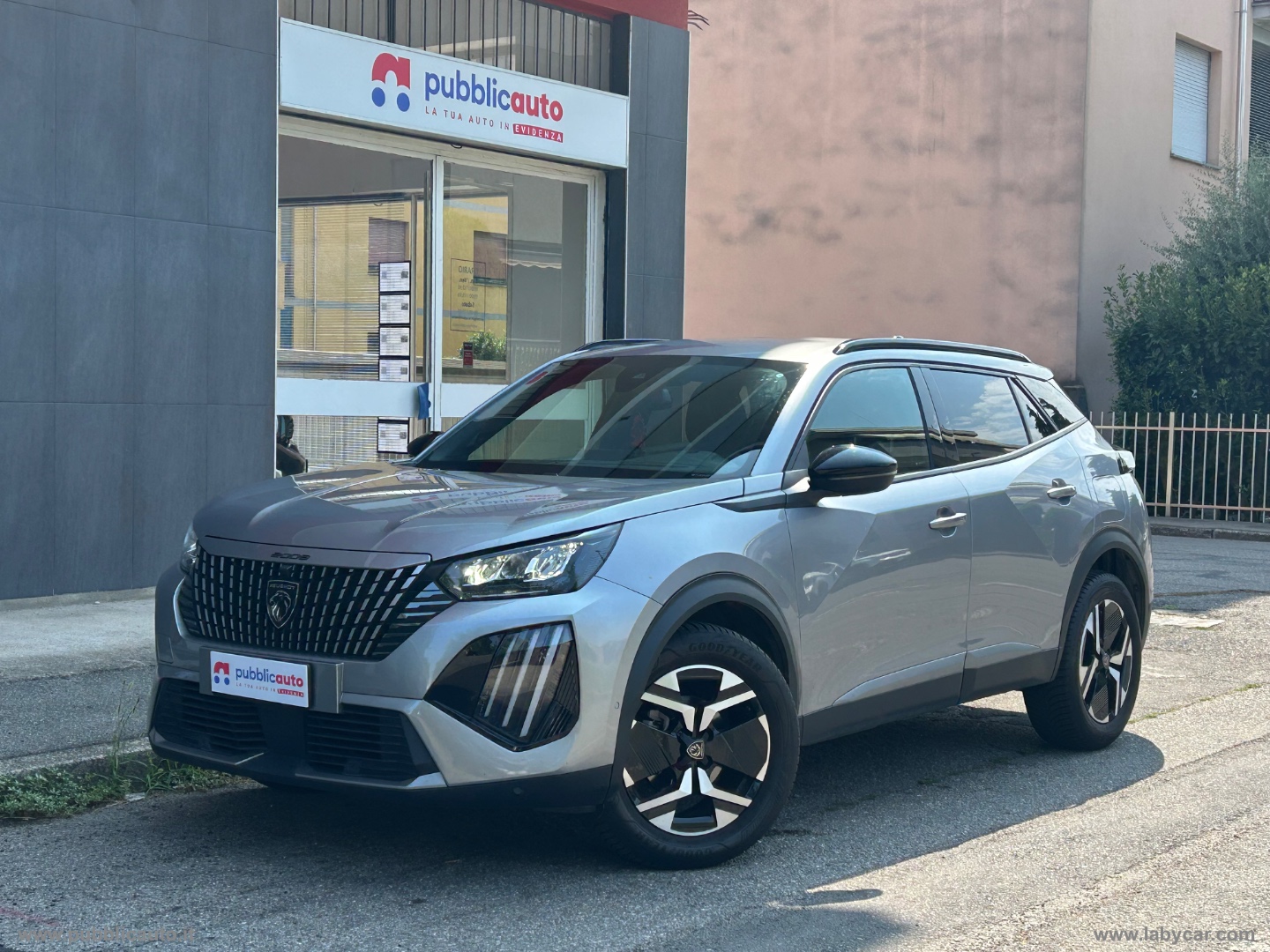 PEUGEOT 2008 PureTech 130 S&S EAT8 Allure 