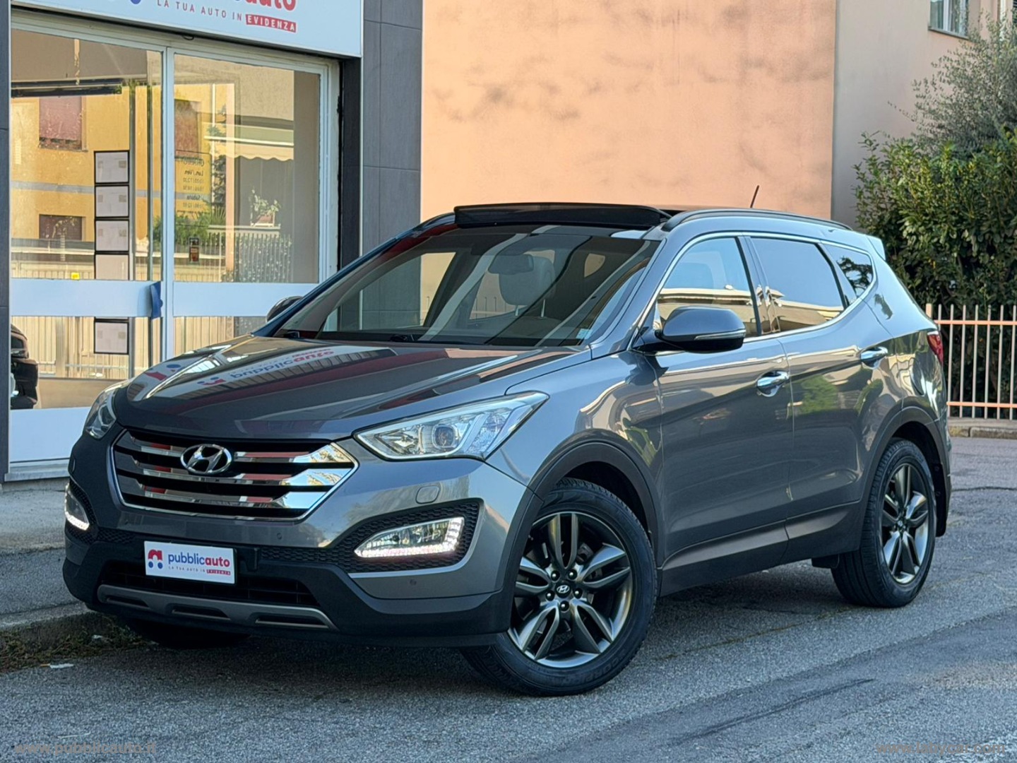HYUNDAI Santa Fe 2.2 CRDi 4WD A/T Style 