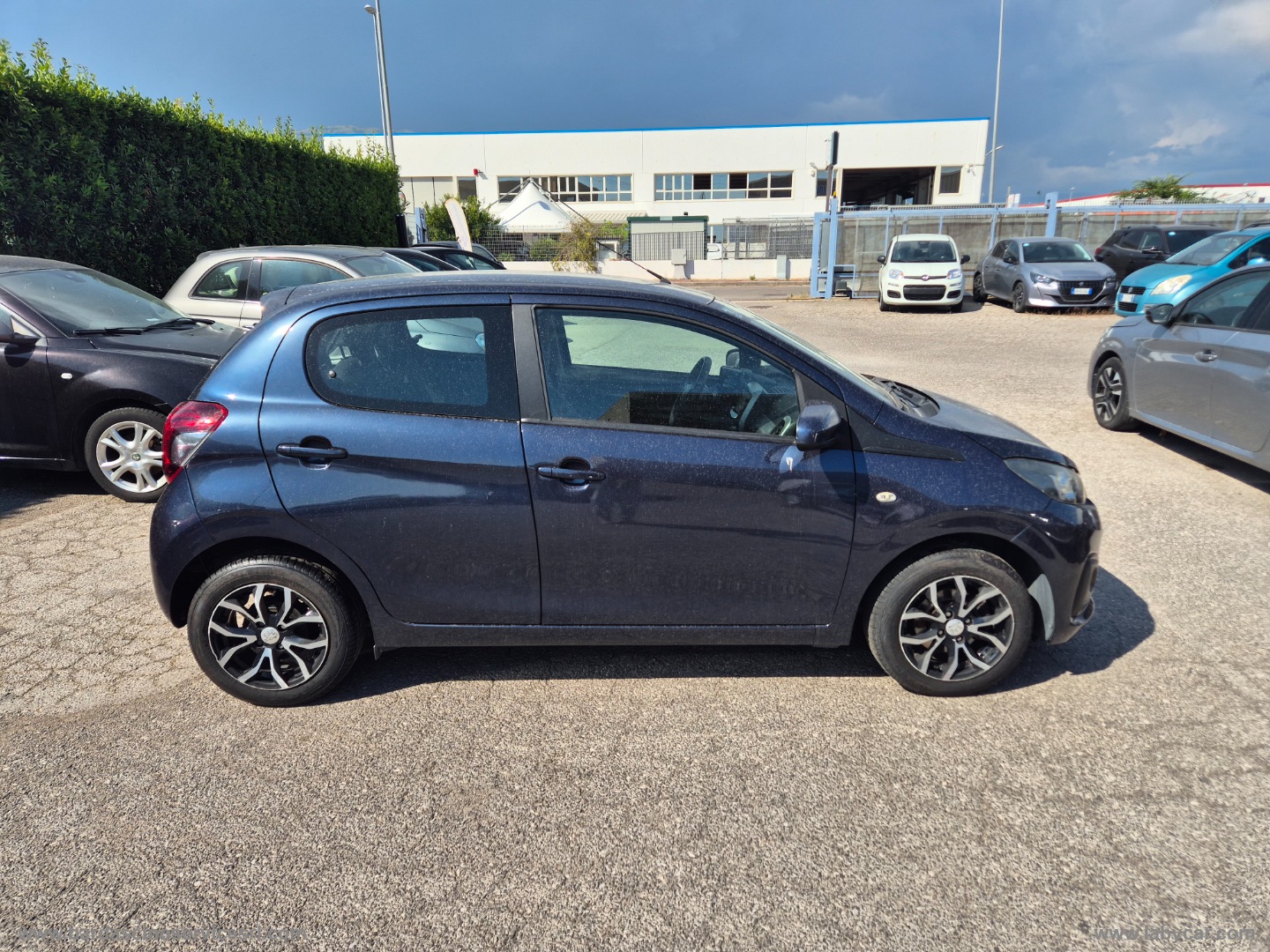 PEUGEOT 108
