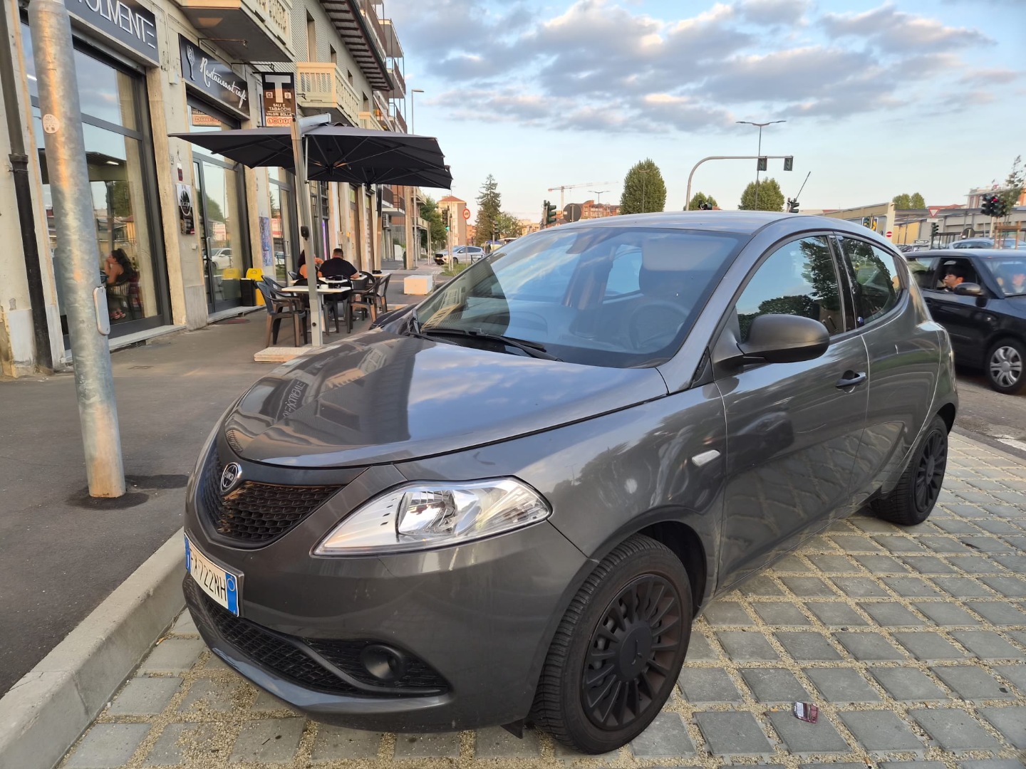 LANCIA Ypsilon