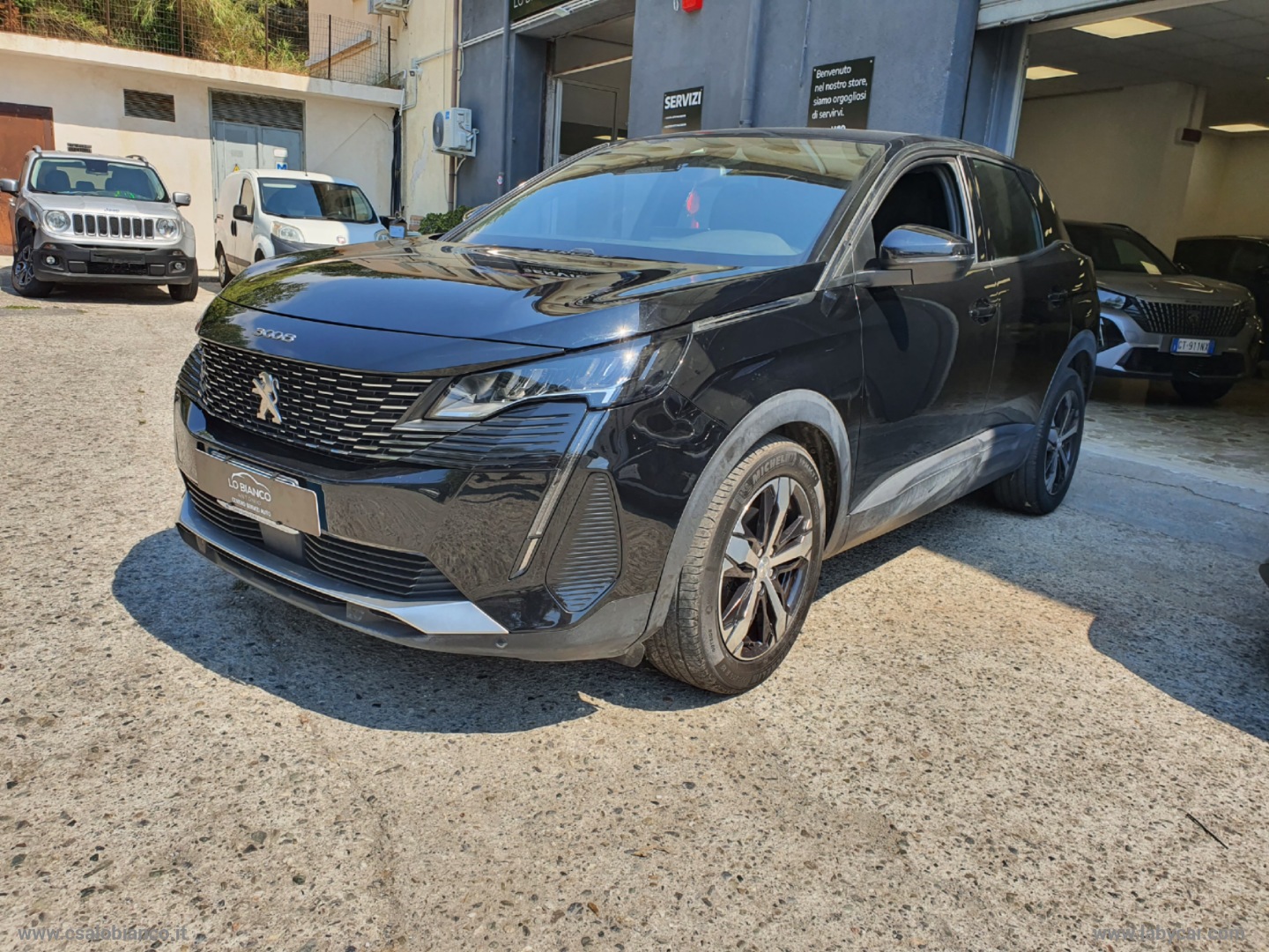 PEUGEOT 3008 BlueHDi 130 S&S EAT8 Business 