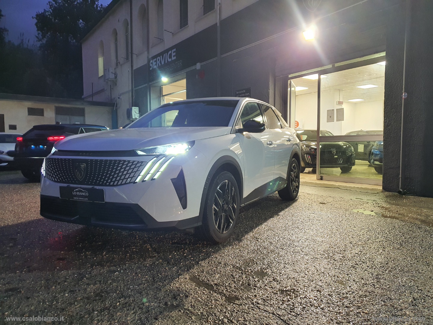 PEUGEOT 3008 Hybrid 136 e-DCS6 Allure 