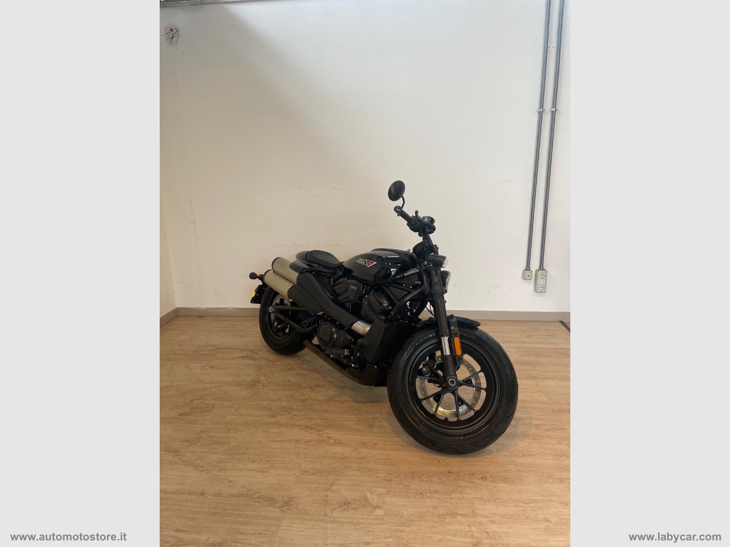 HARLEY-DAVIDSON Sportster S