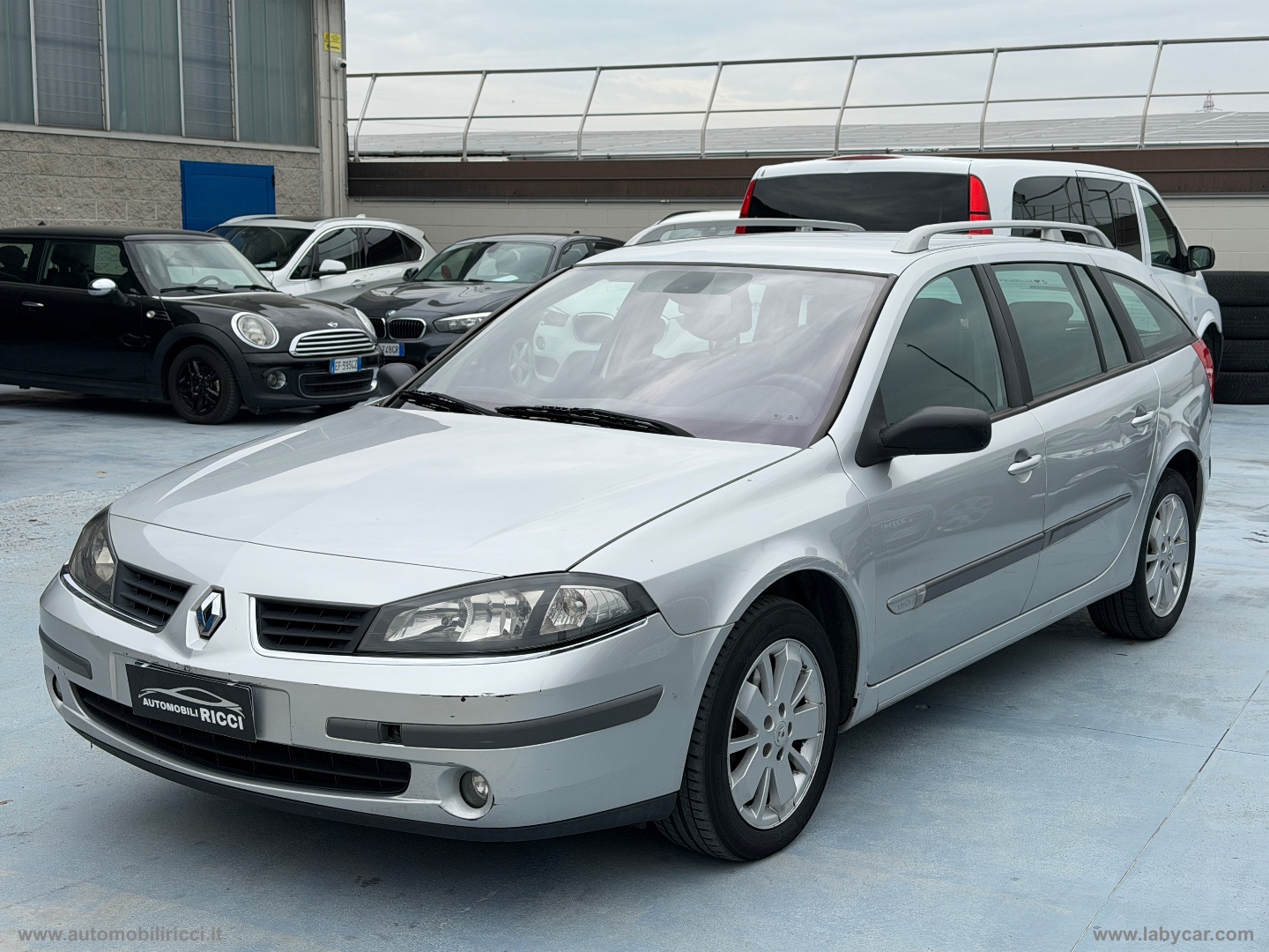 RENAULT Laguna