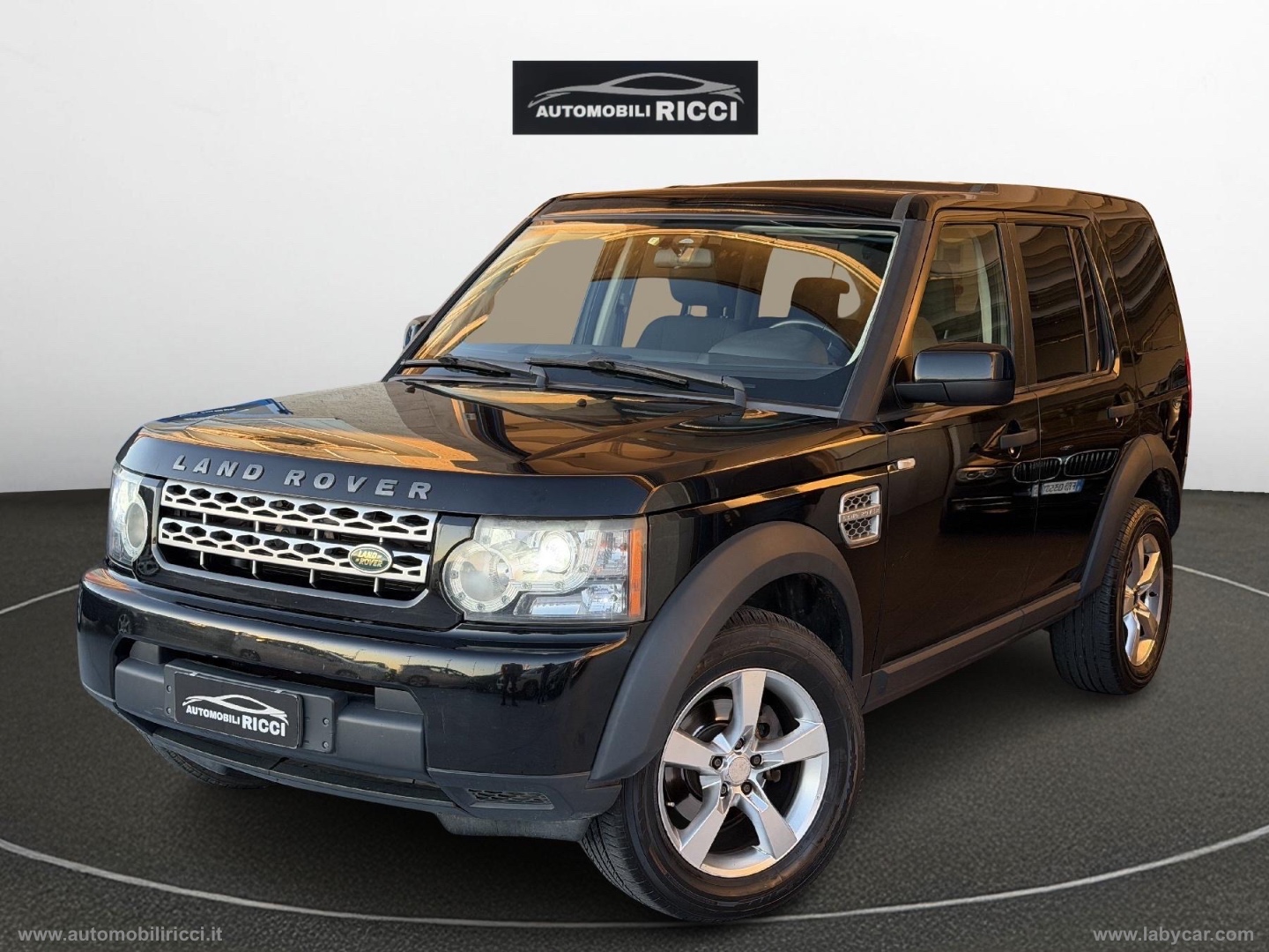 LAND ROVER Discovery