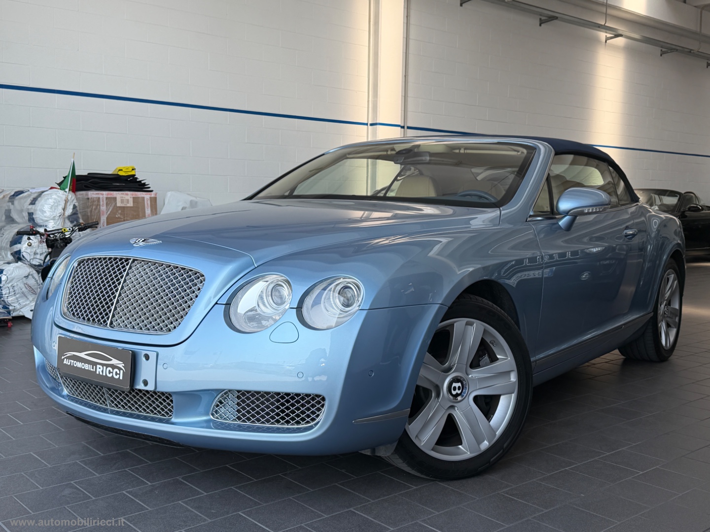 BENTLEY Continental