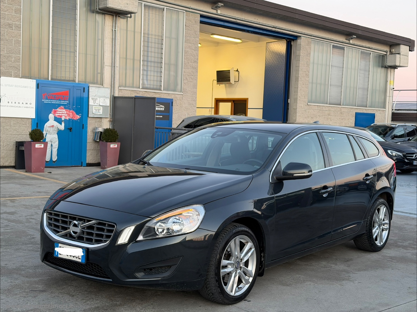 VOLVO V60