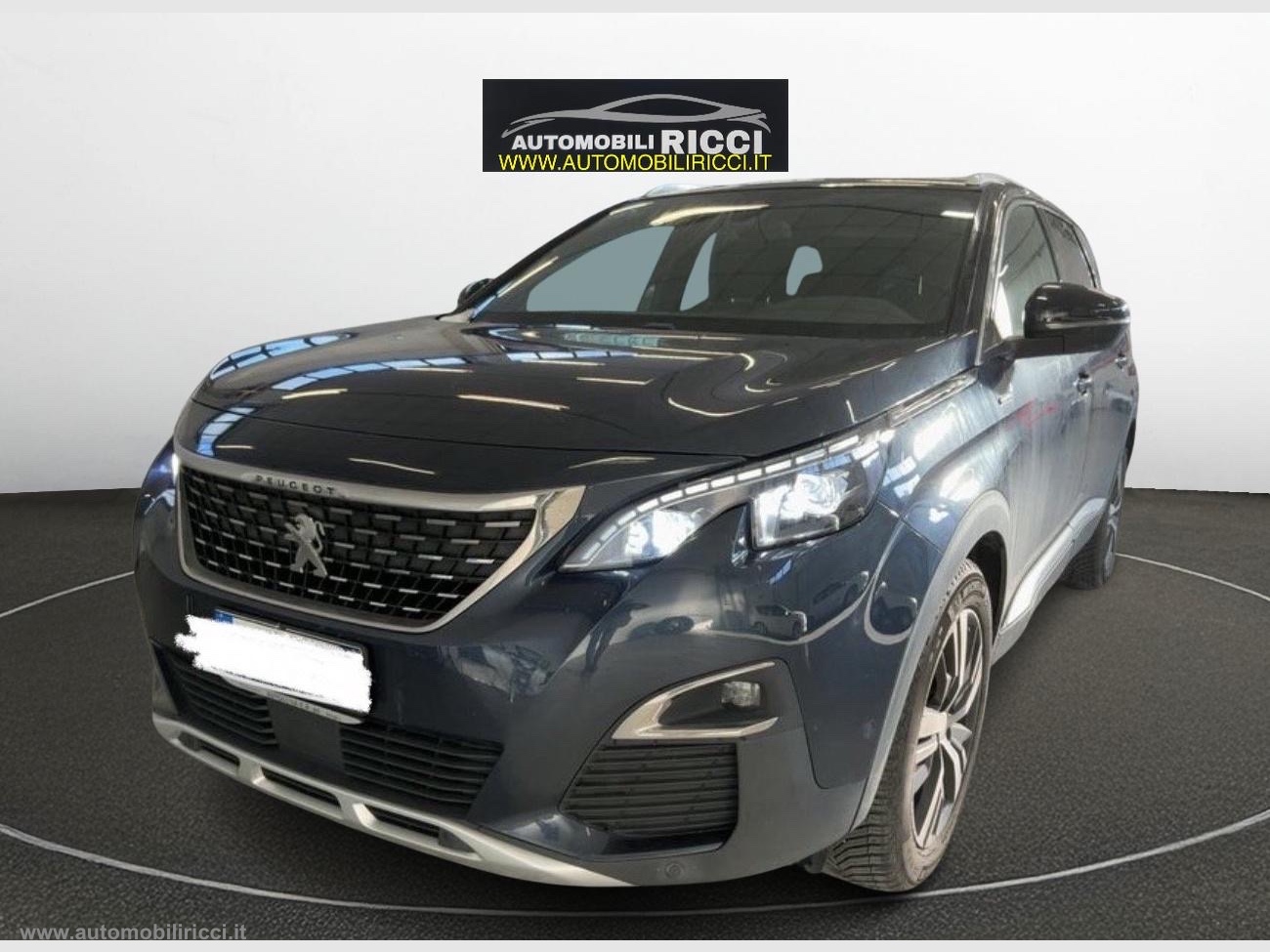 PEUGEOT 5008
