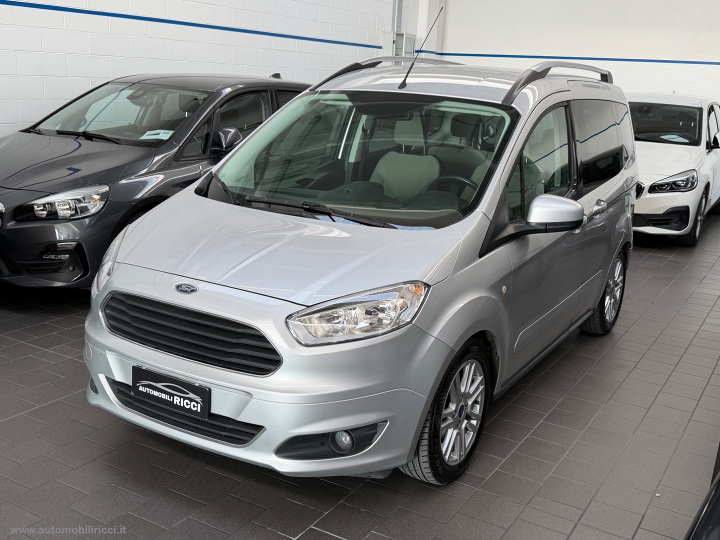 FORD Tourneo Courier