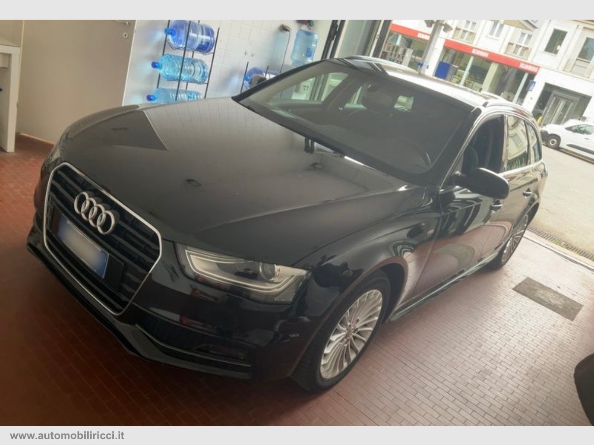 AUDI A4