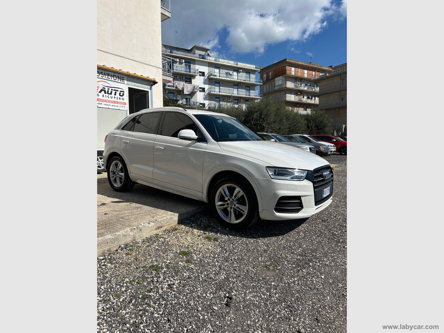 AUDI Q3