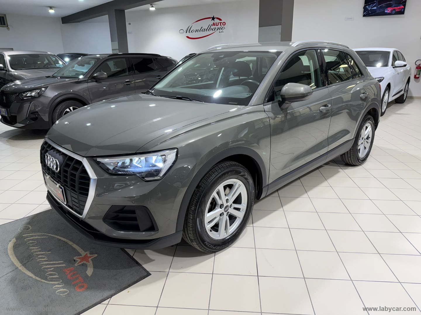 Q3 35 TDI quattro S tronic Business                                                        