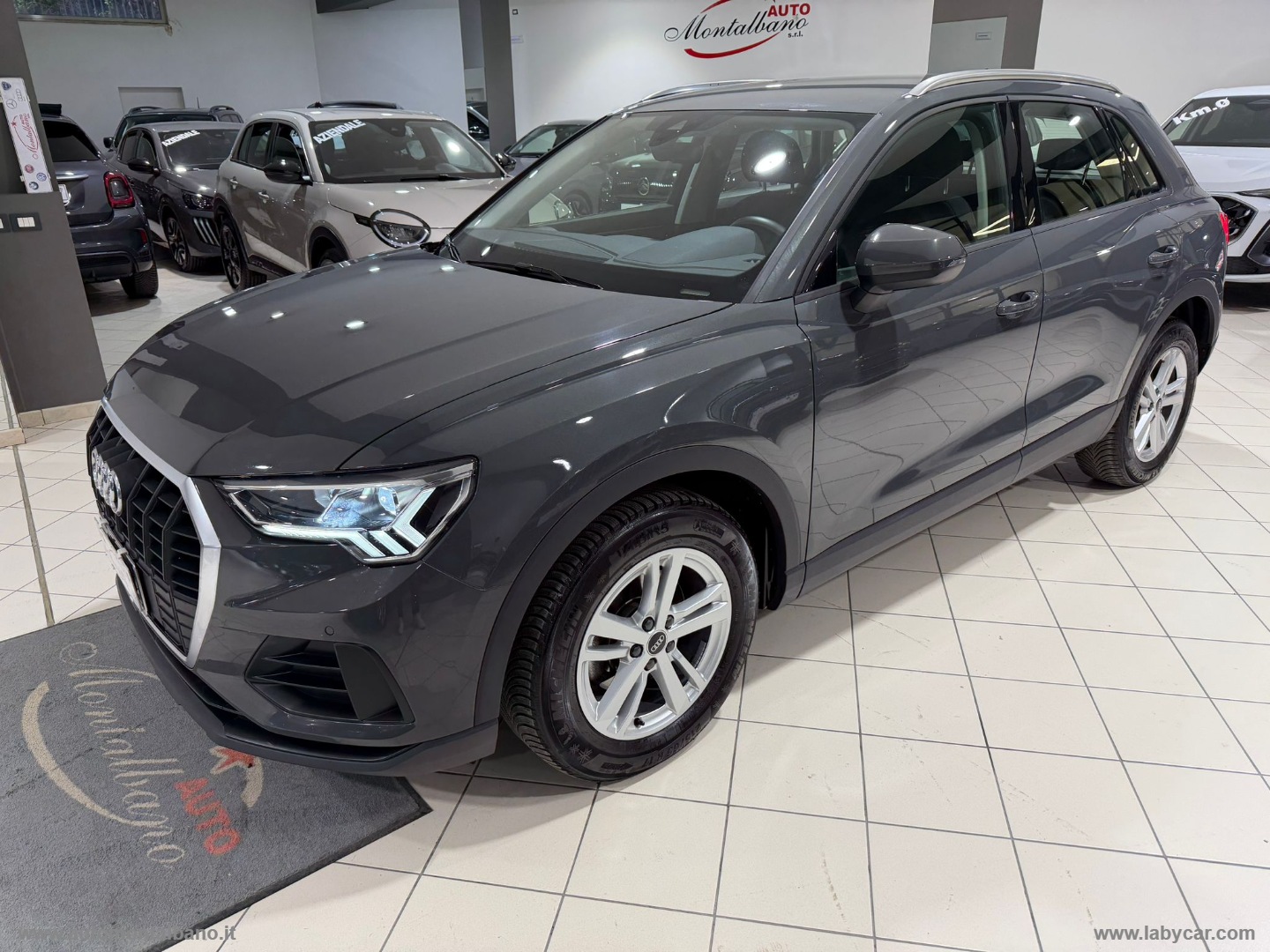 AUDI Q3