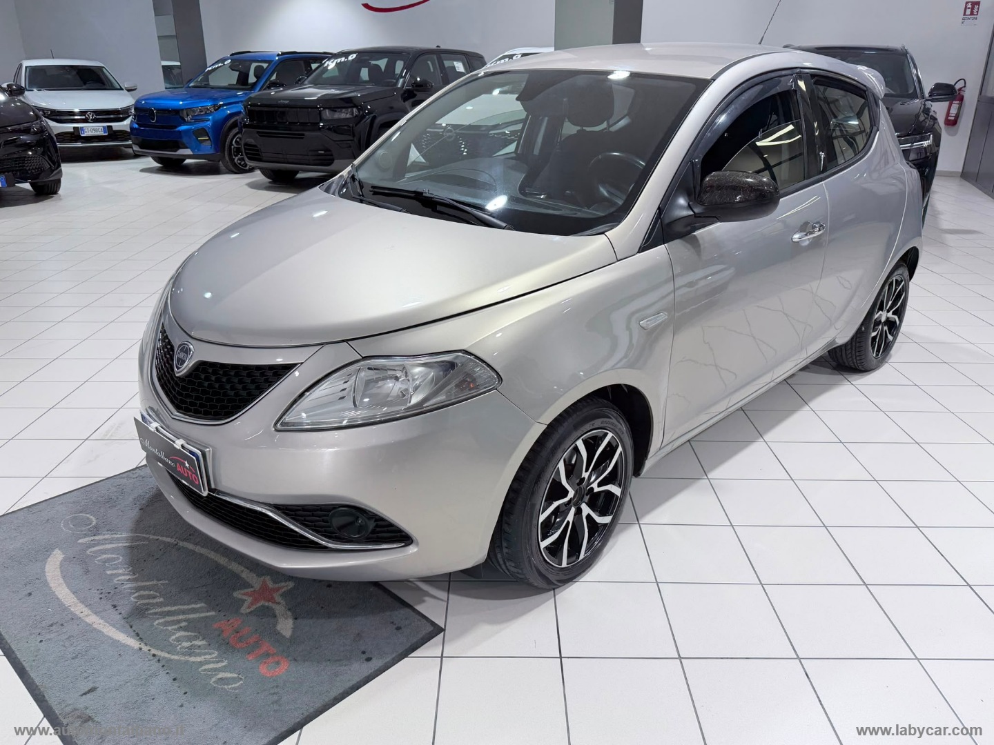 LANCIA Ypsilon