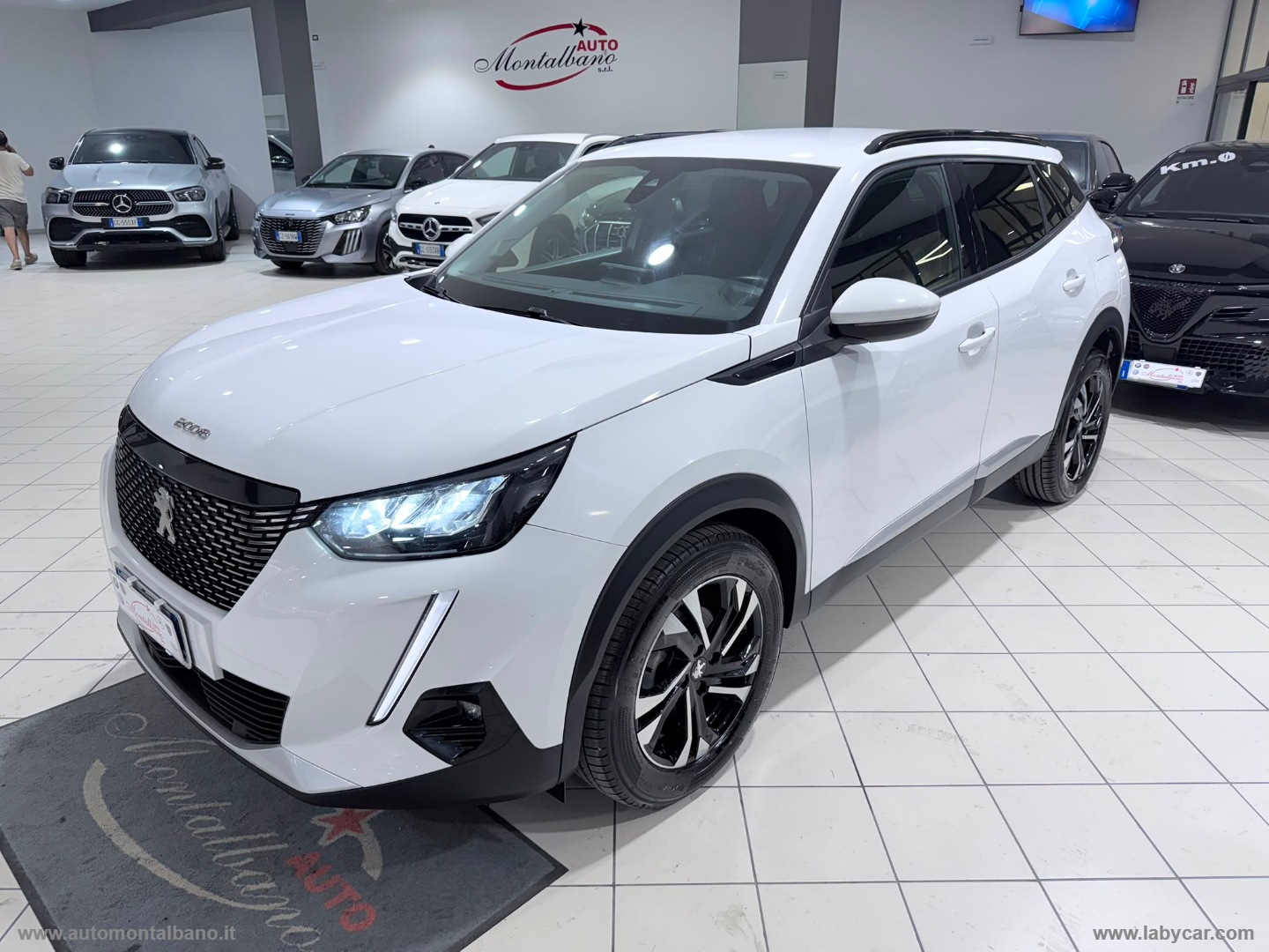 PEUGEOT 2008