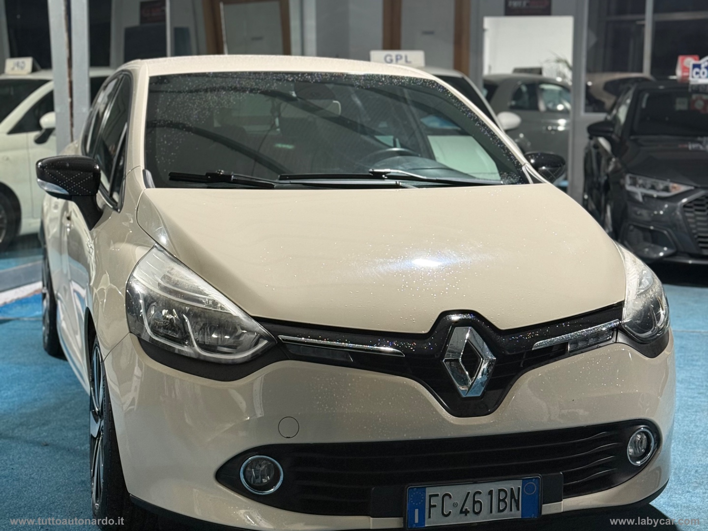 RENAULT Clio