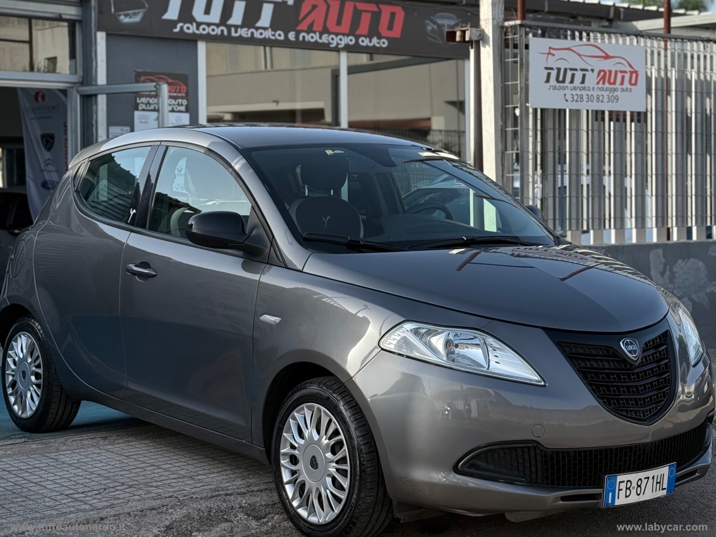 Ypsilon 1.2 69 CV 5p. Platinum                                                        