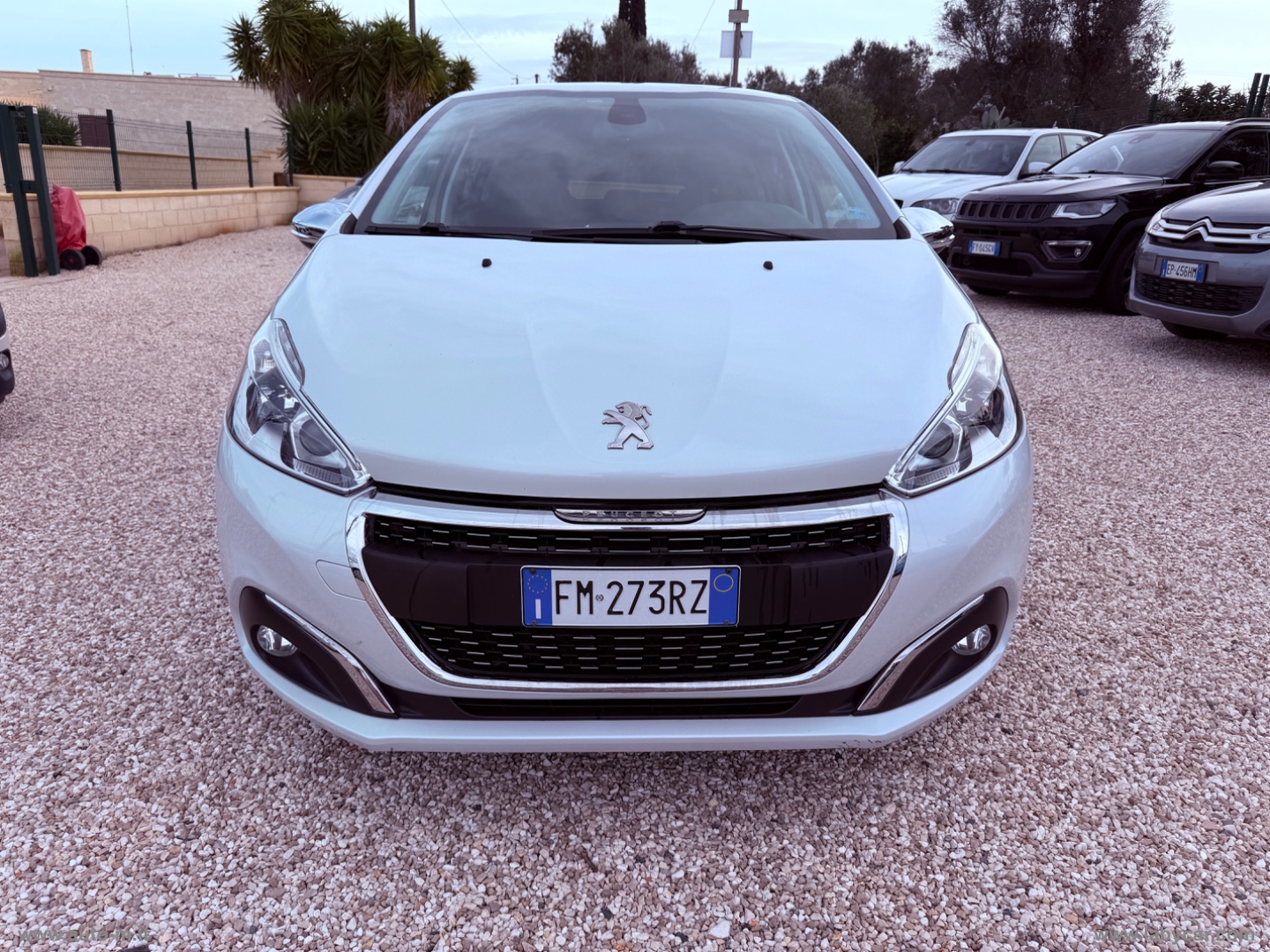 PEUGEOT&nbsp;208