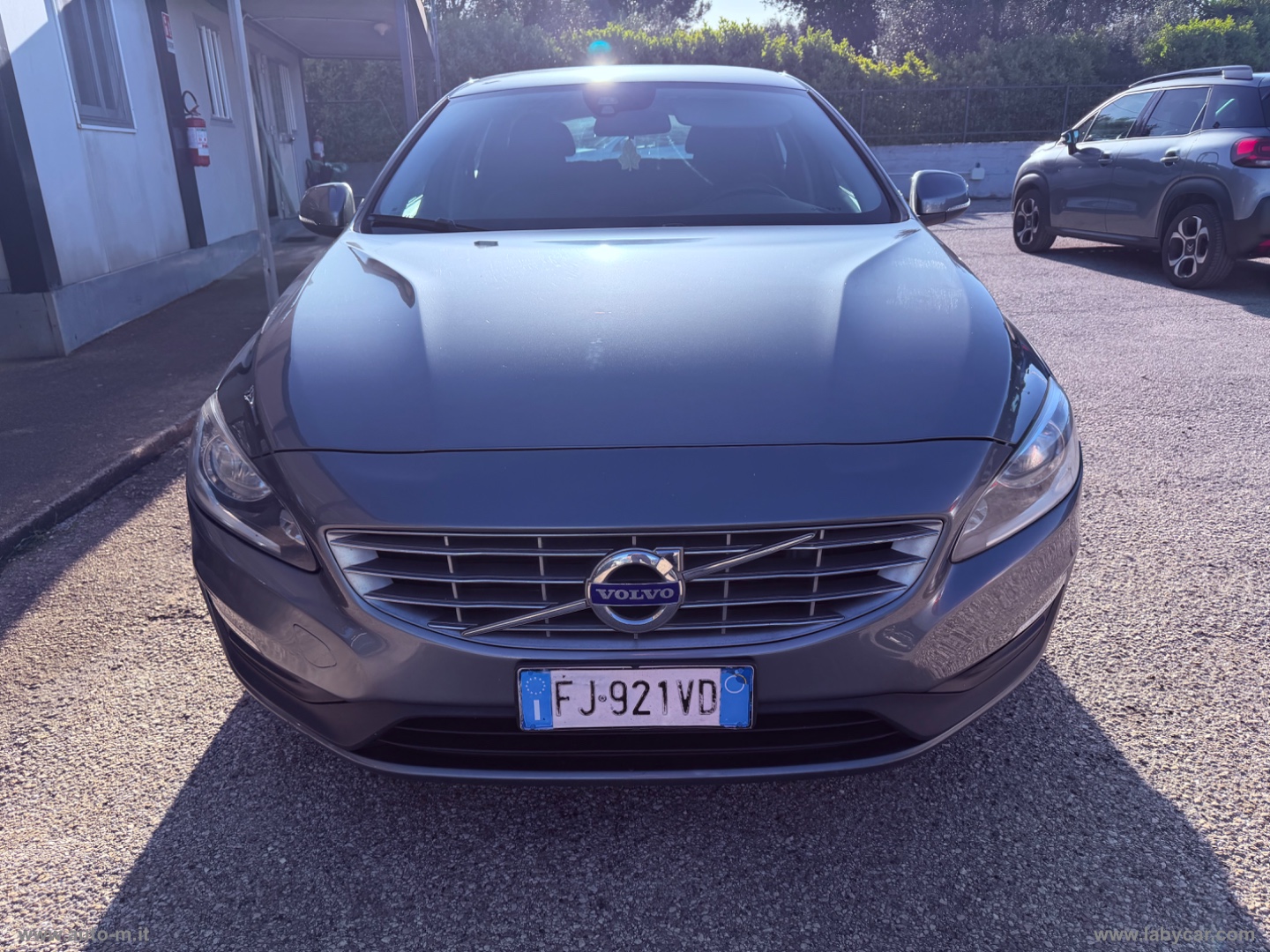 VOLVO&nbsp;V60