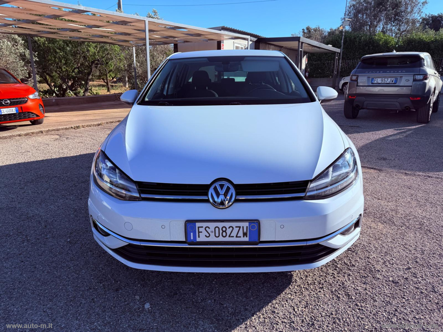 VOLKSWAGEN&nbsp;Golf