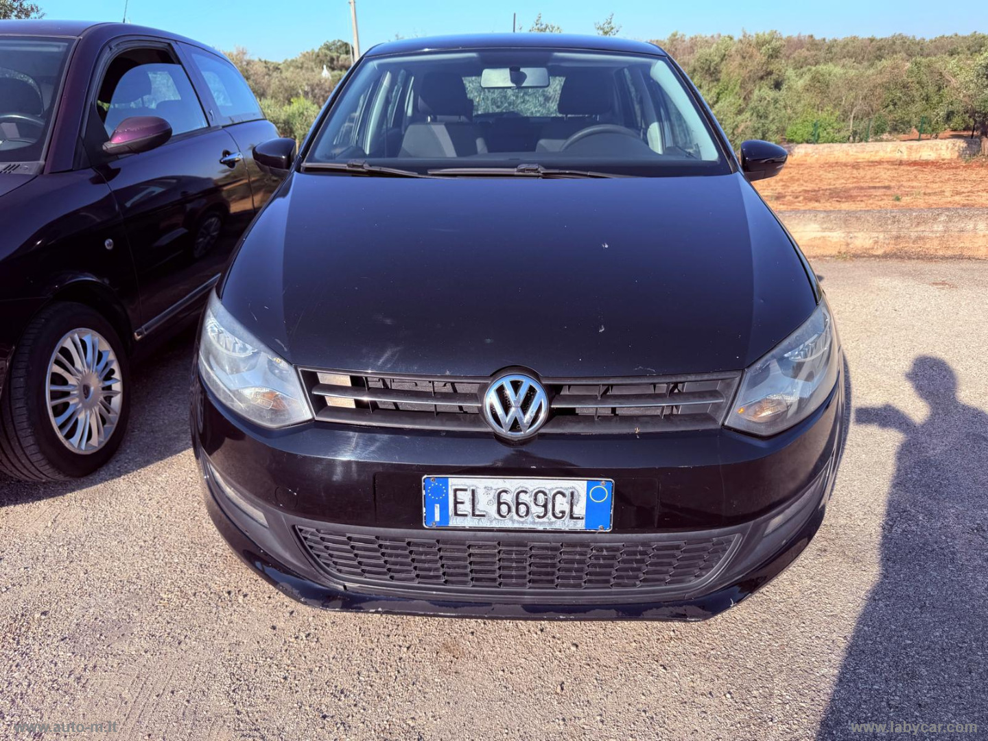 VOLKSWAGEN Polo