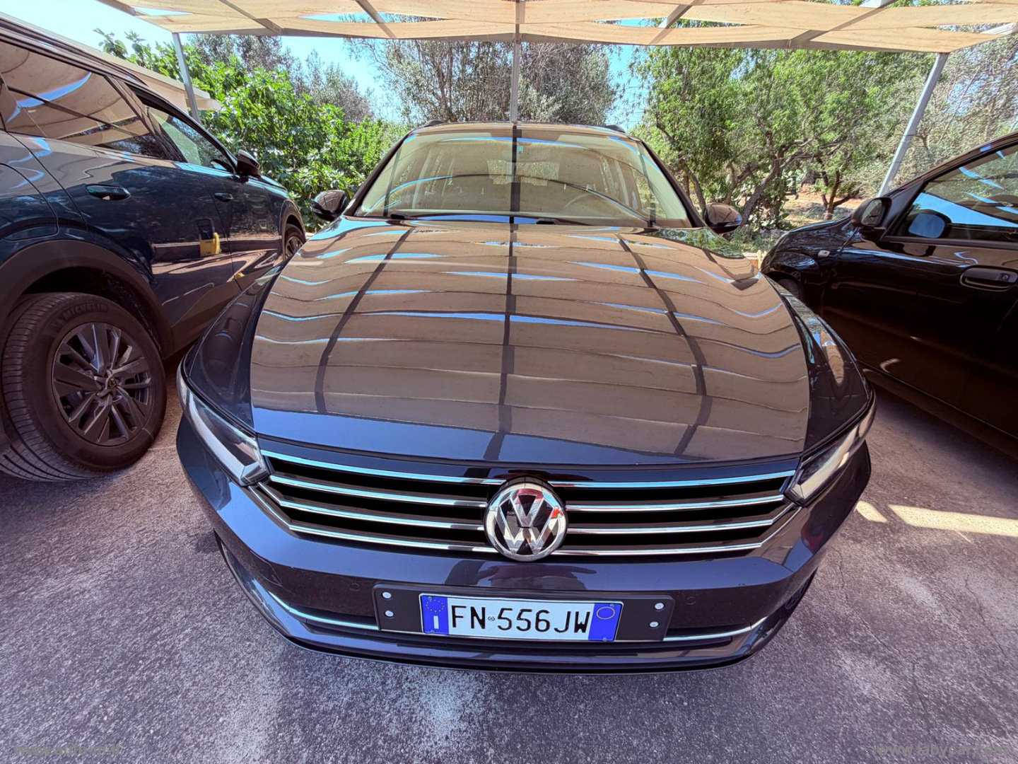 VOLKSWAGEN&nbsp;Passat