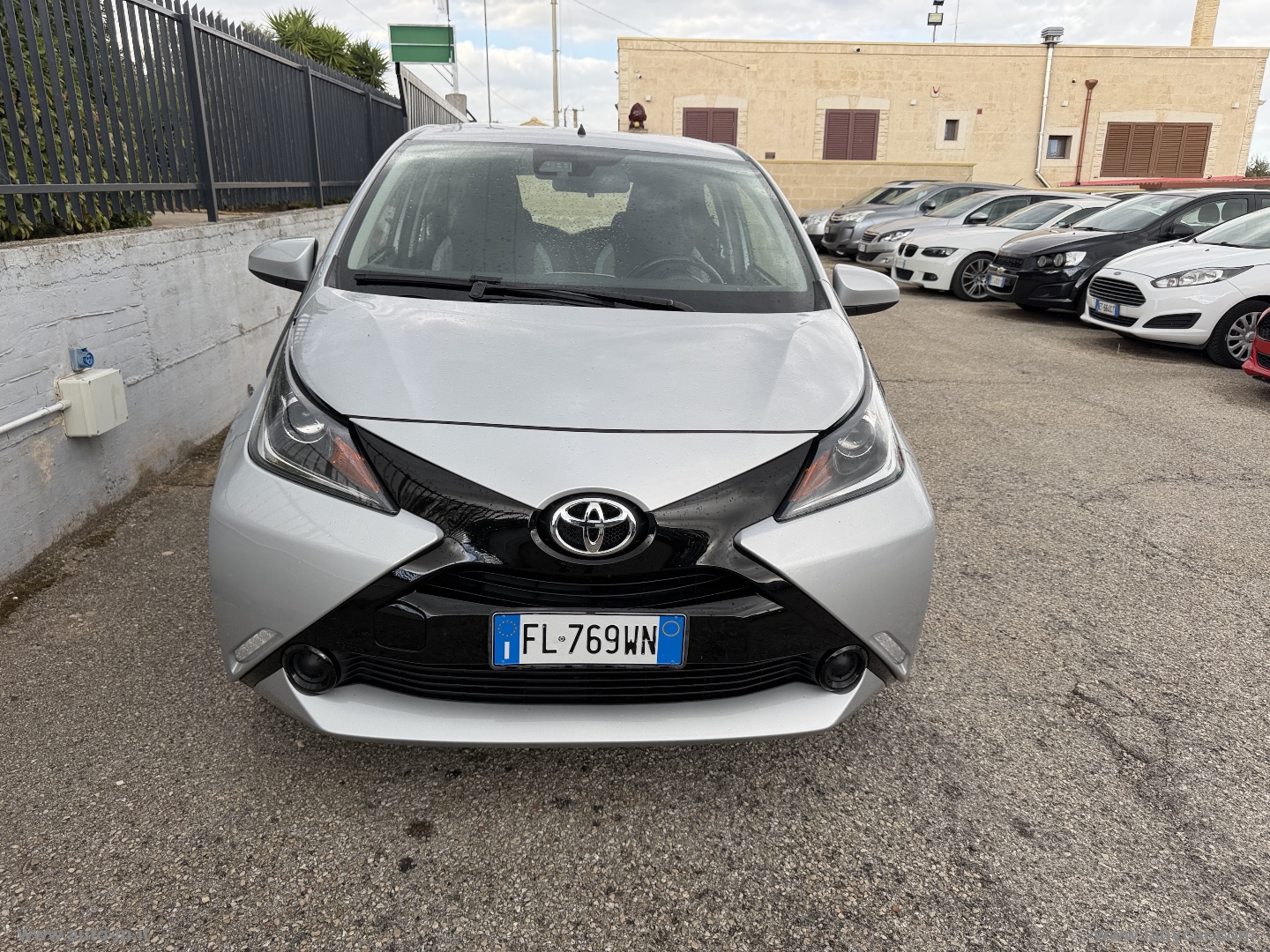 Aygo 1.0 VVT-i 69 CV 3p. x-cool TSS