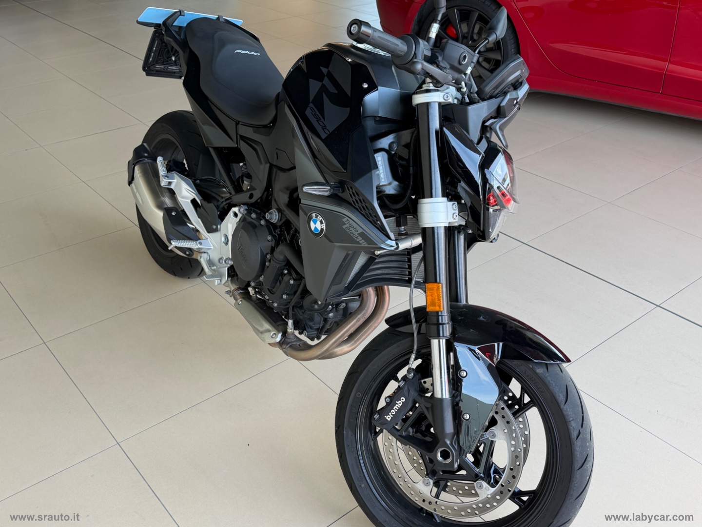 F 900 R                                                        