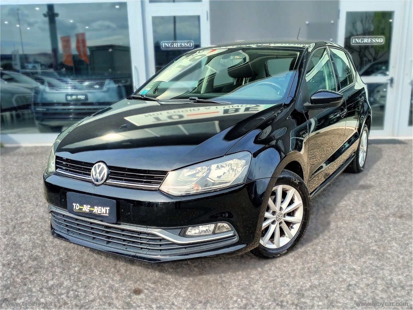VOLKSWAGEN Polo