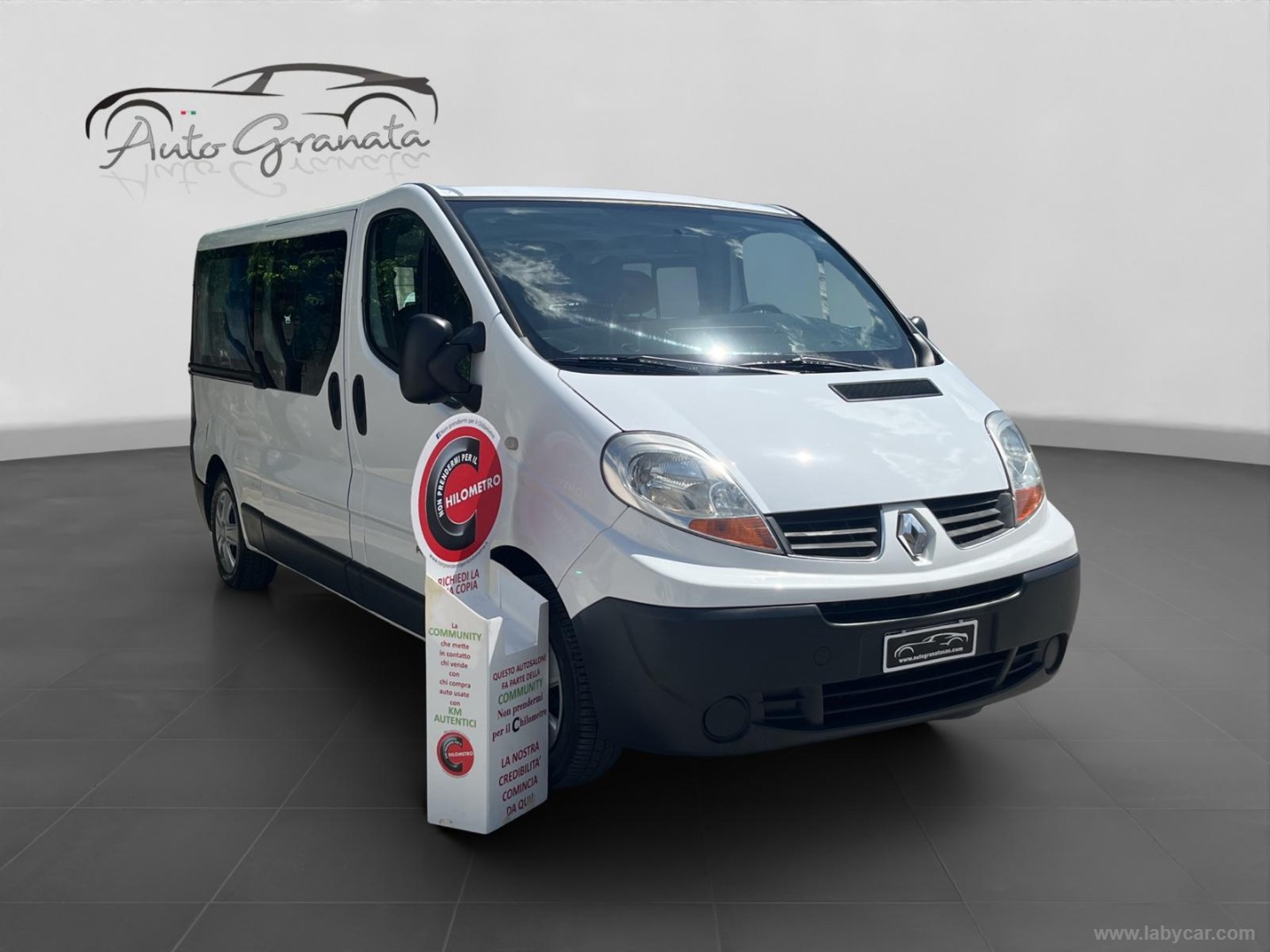 RENAULT Trafic