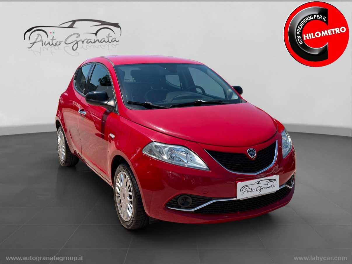 LANCIA Ypsilon 1.2 69 CV 5p. GPL Ecochic Gold AFFARE!