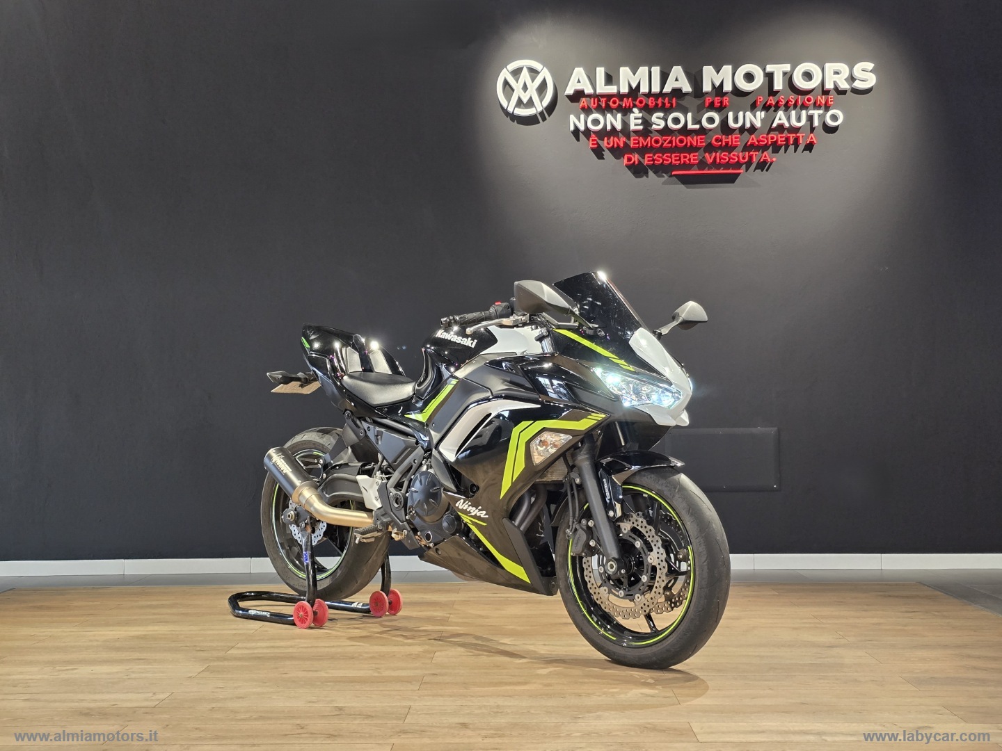 KAWASAKI Ninja 650