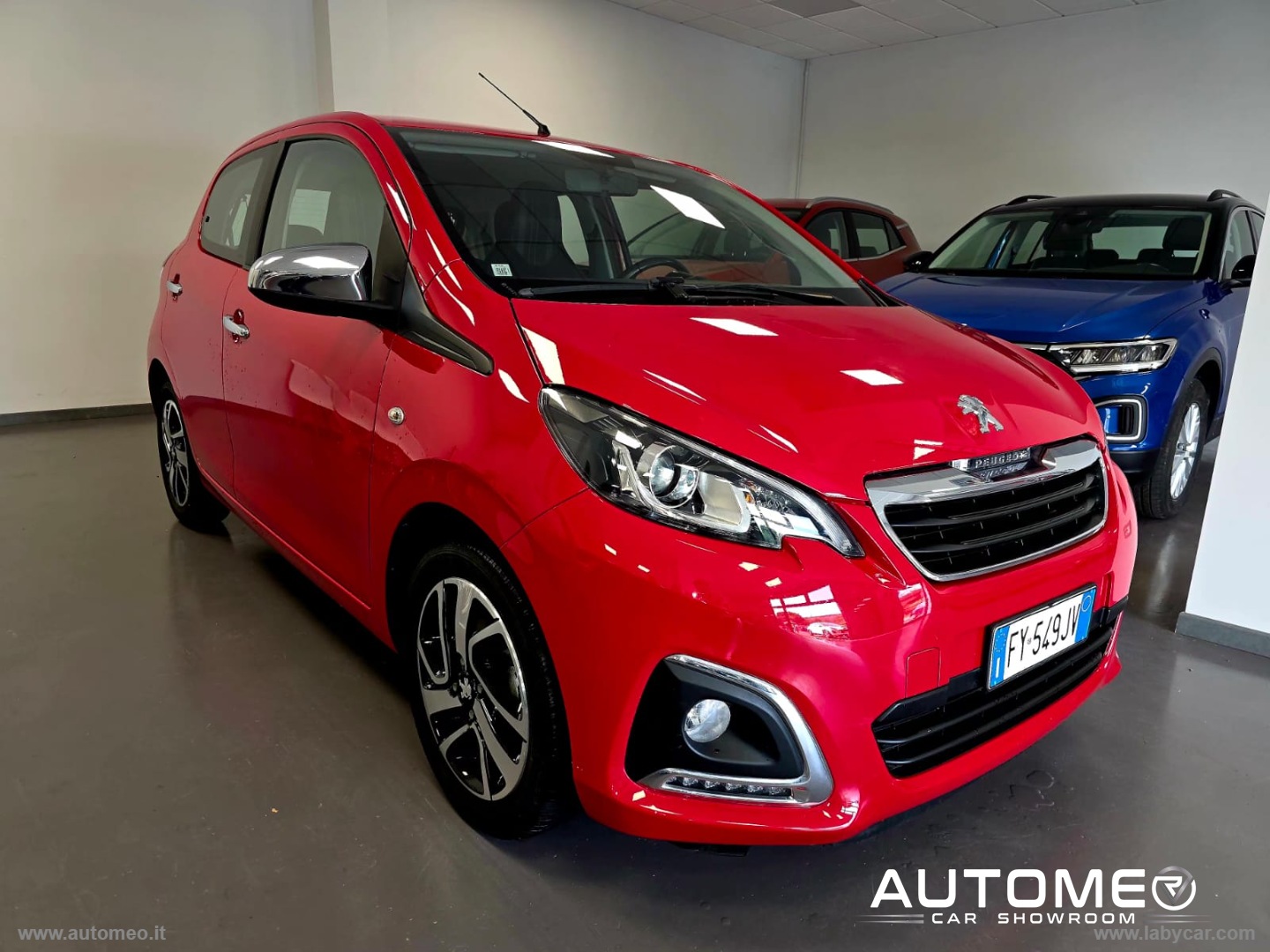 PEUGEOT 108