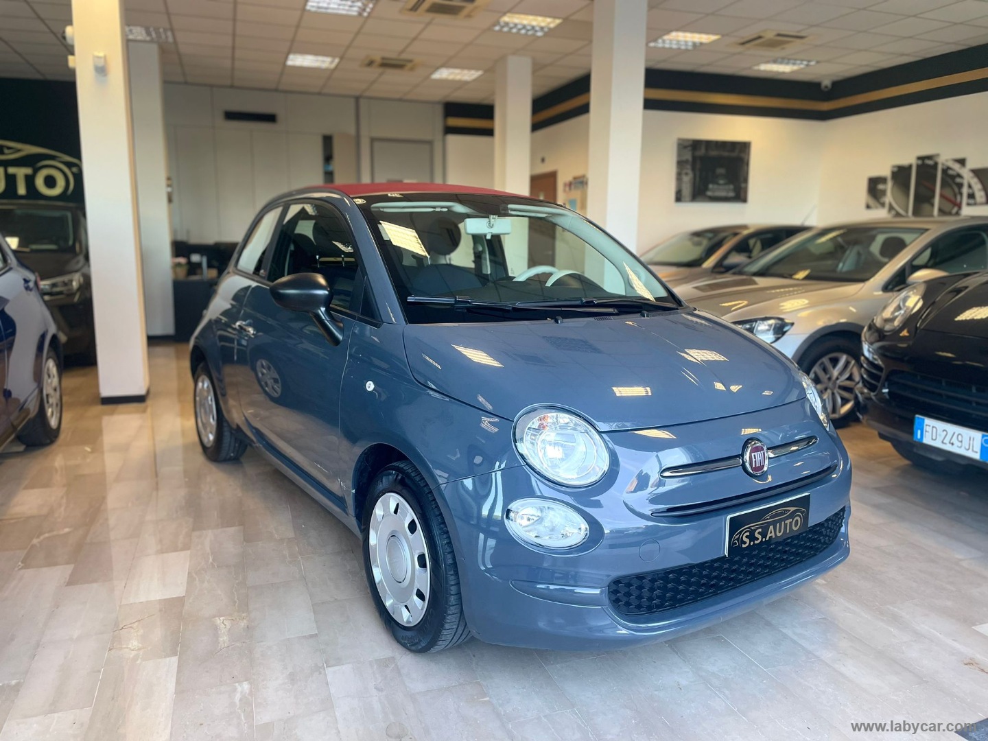 FIAT 500 C 1.0 Hybrid Dolcevita 