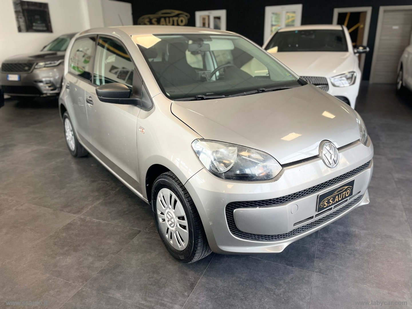 VOLKSWAGEN up!