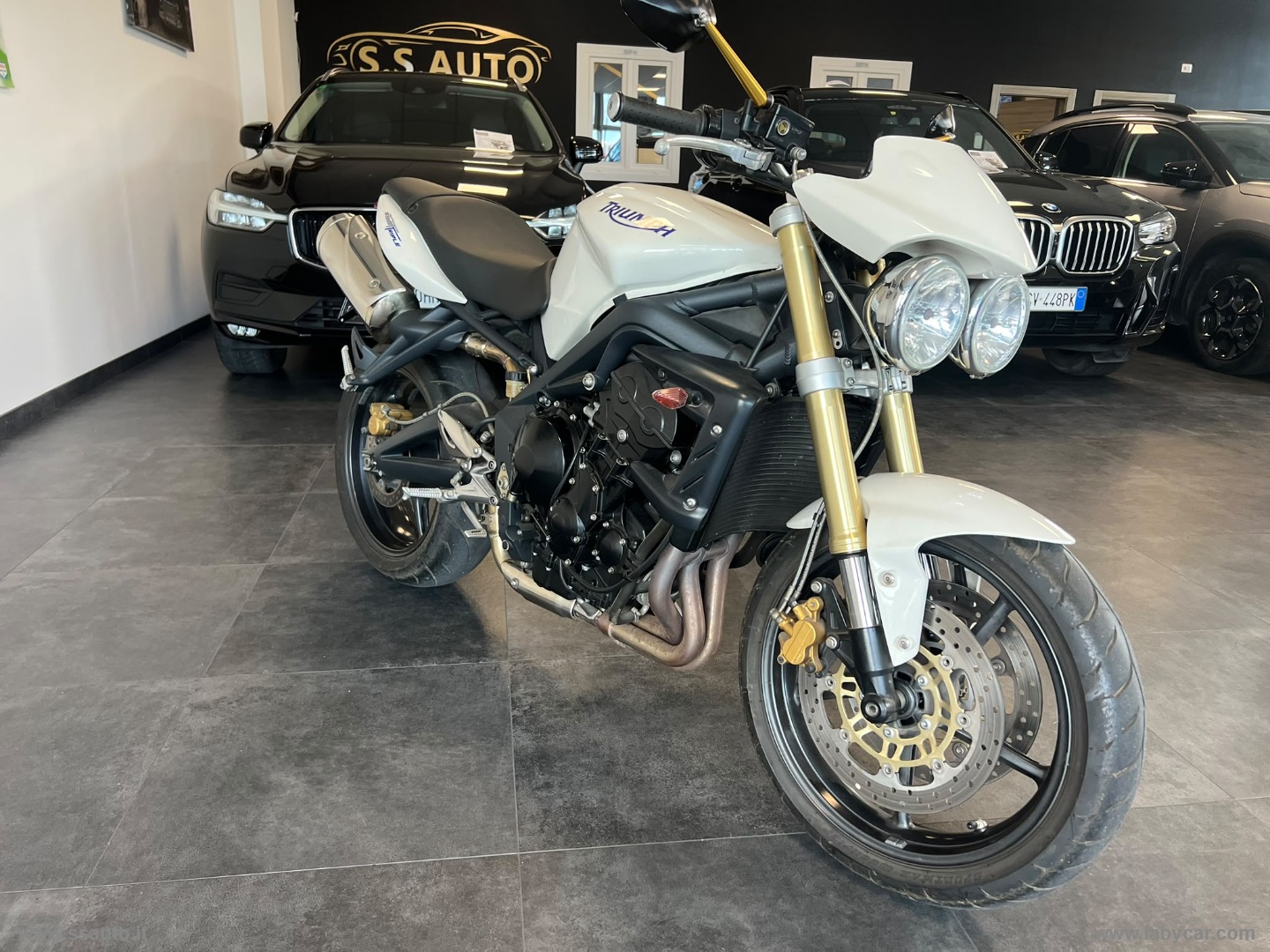 TRIUMPH Street Triple 