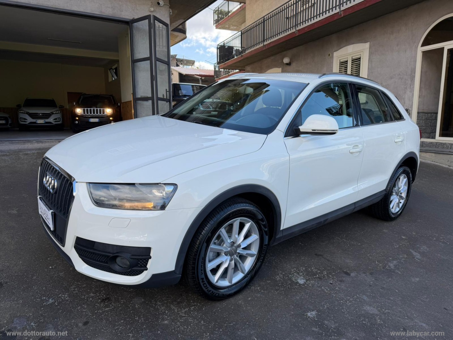 AUDI Q3