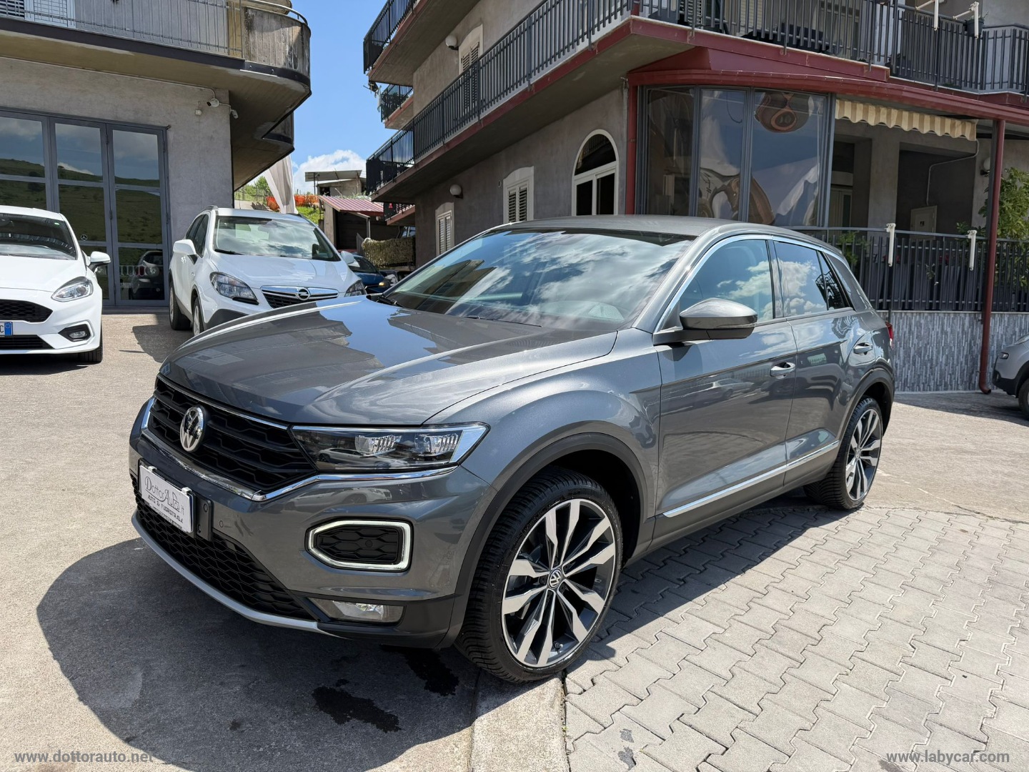 VOLKSWAGEN T-Roc