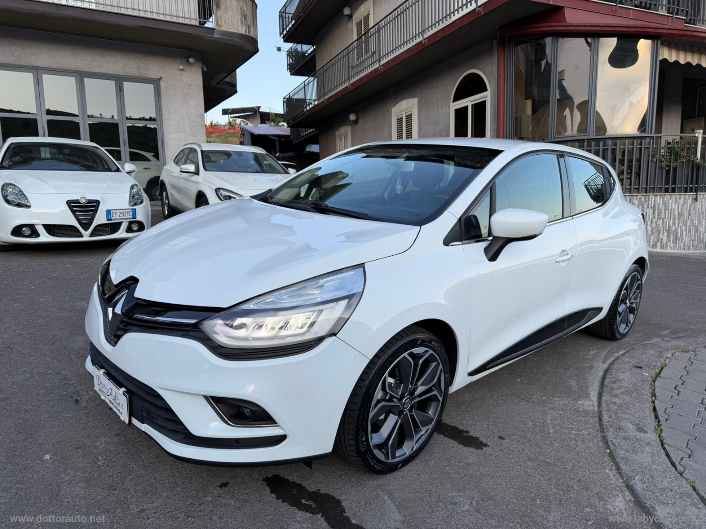 RENAULT Clio